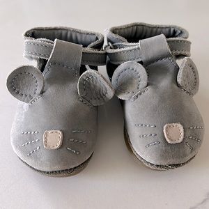 DONSJE gray shoes - 12-18 Months